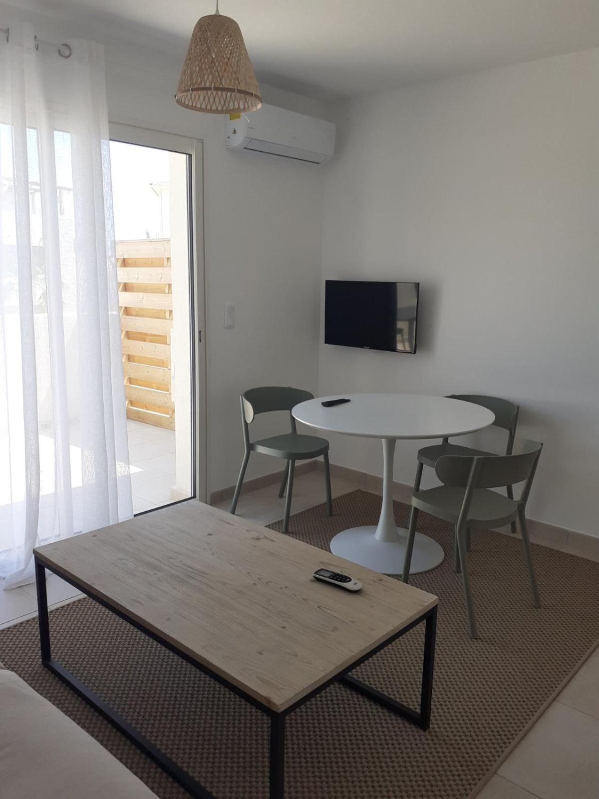 Linguizzetta Corse, Residence Marina Di Bravone, Acces Direct Plage מראה חיצוני תמונה